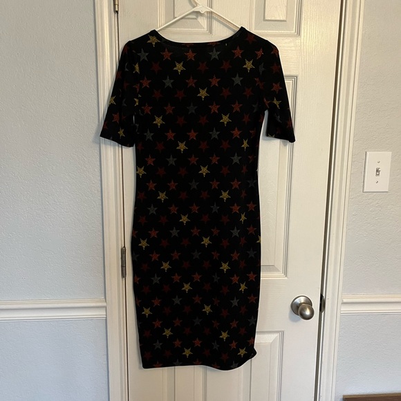 Lularoe Julia - Picture 3 of 4